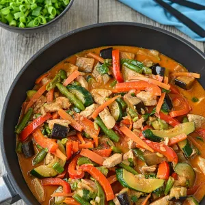 Hähnchen-Gemüse-Curry